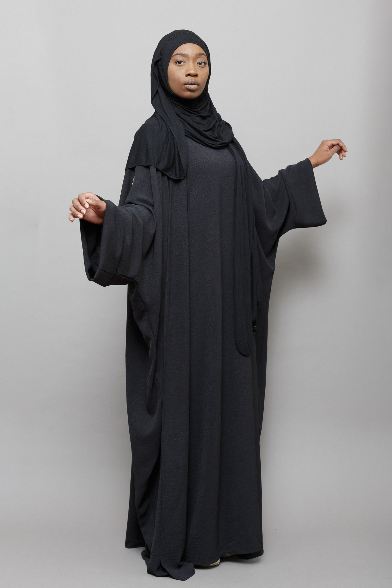 Abaya Leyna 