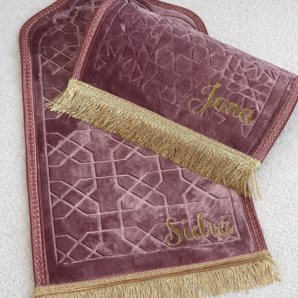 Tapis de prière personnalisé avec prénom - velours forme dôme