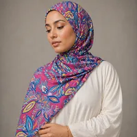 Hijab imprimé Jersey - Model Mira Cosmos – Hijabs