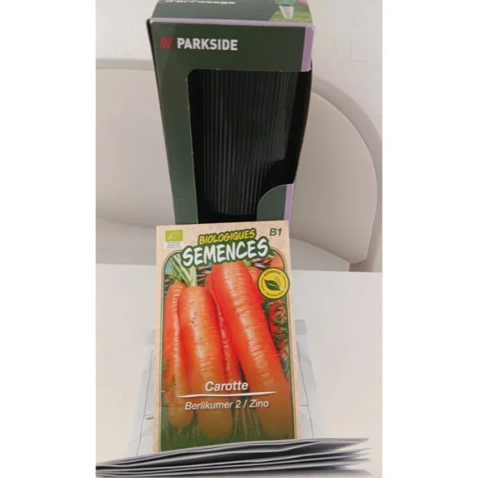 Cône d’arrosage Parkside + sachet de graines biologiques reproductibles de carottes offert