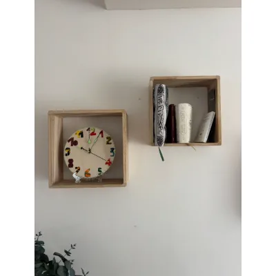 Horloge en bois phosphorescente avec tissu wax