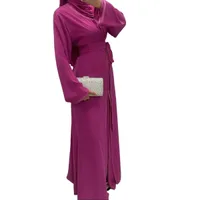 Takchita/ Caftan 2pieces rose indien simple avec ceinture en tissu 2