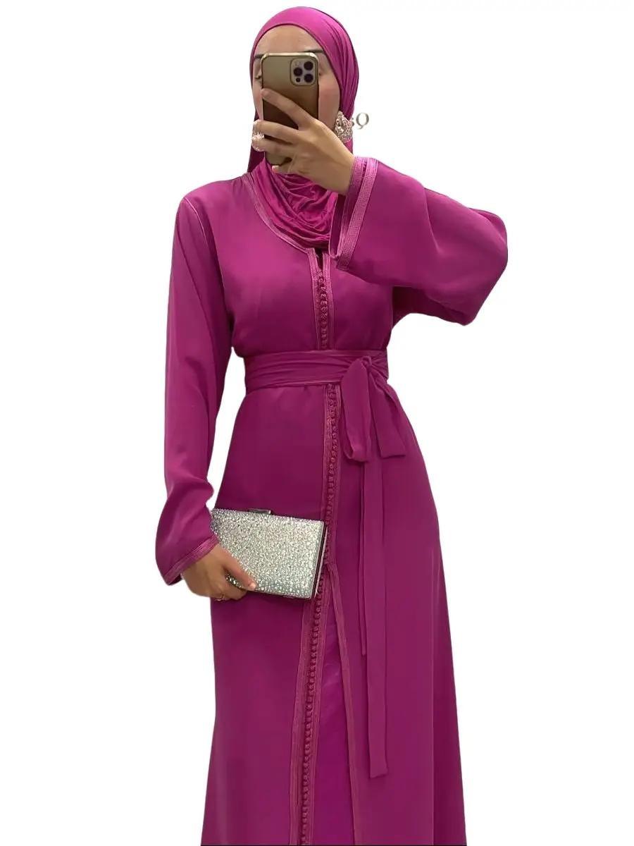 Takchita/ Caftan 2pieces rose indien simple avec ceinture en tissu 4