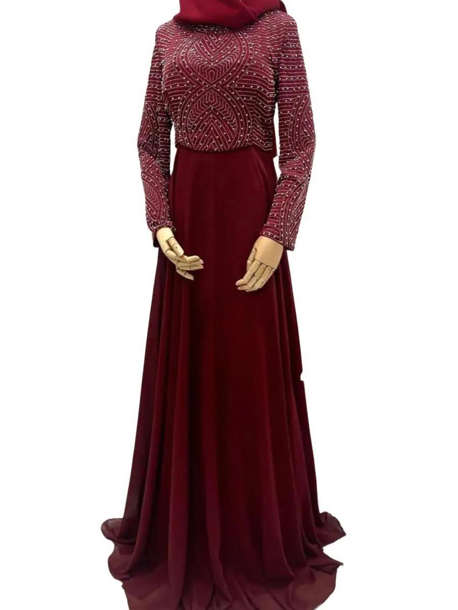 Robe de Soirée Bordeaux Perlée – Élégance Absolue