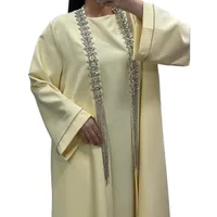 Ensemble Luxueux Jaune 3 Pièces - Sous-Robe Sans Manches, Kimono avec Strass et Ceinture - Idéal pour Mariages et Fêtes 4