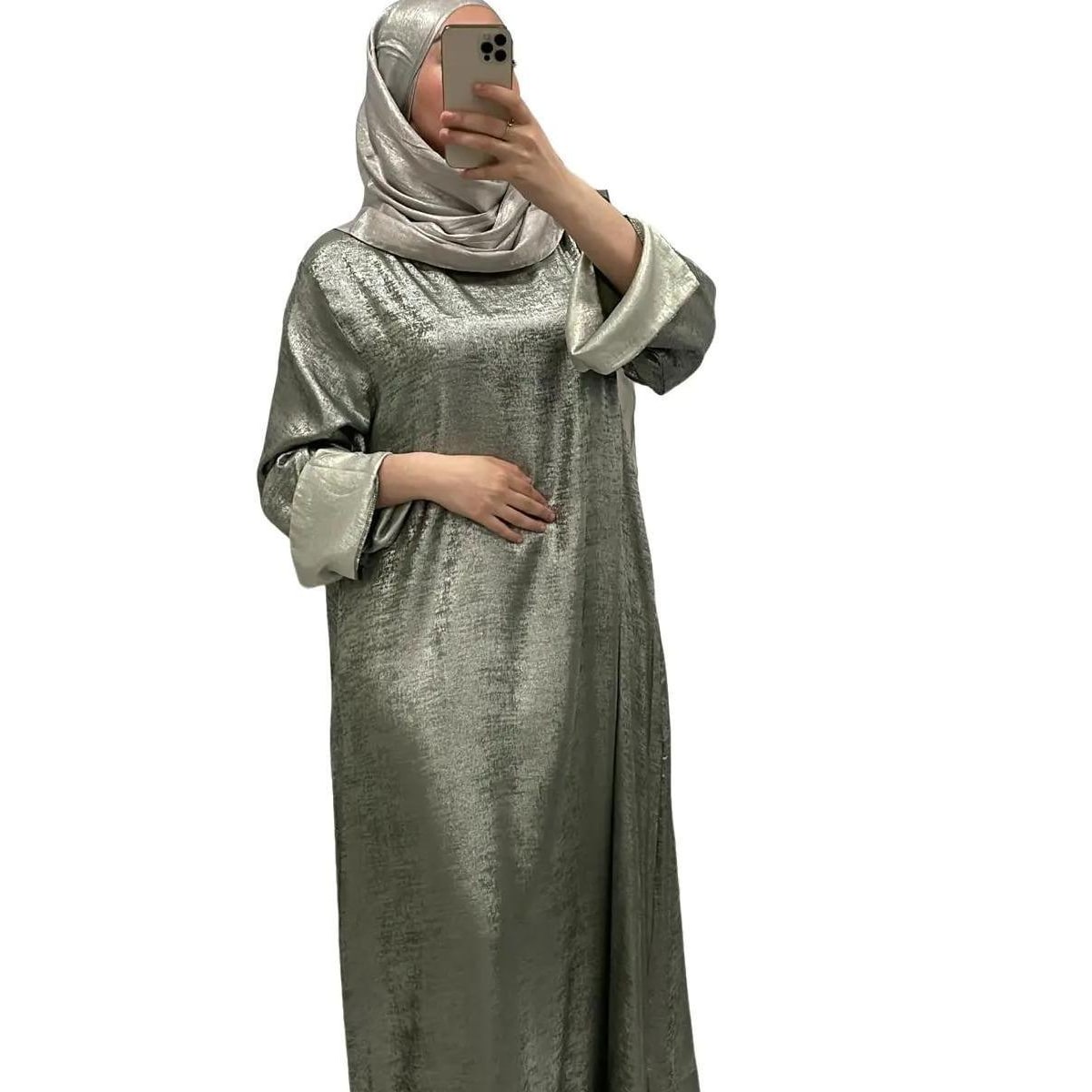 Robe Satinée Pailletée à Manches Revers – Élégance Scintillante Vert