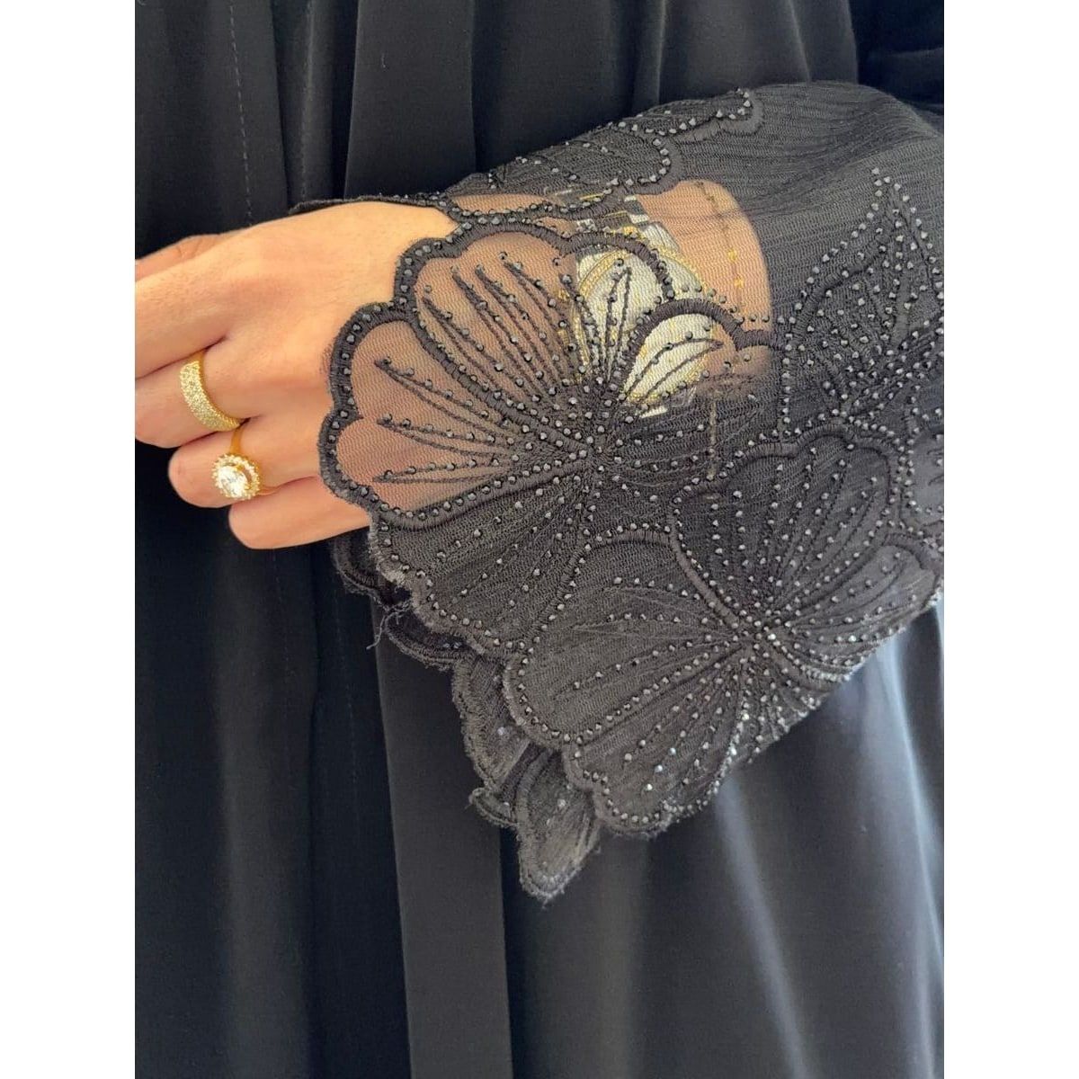 Abaya dentelle noir - Création Dubaï 3