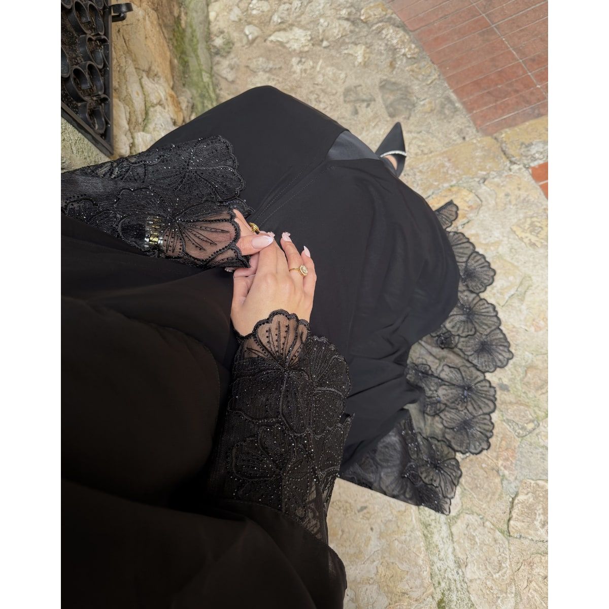 Abaya dentelle noir - Création Dubaï 5