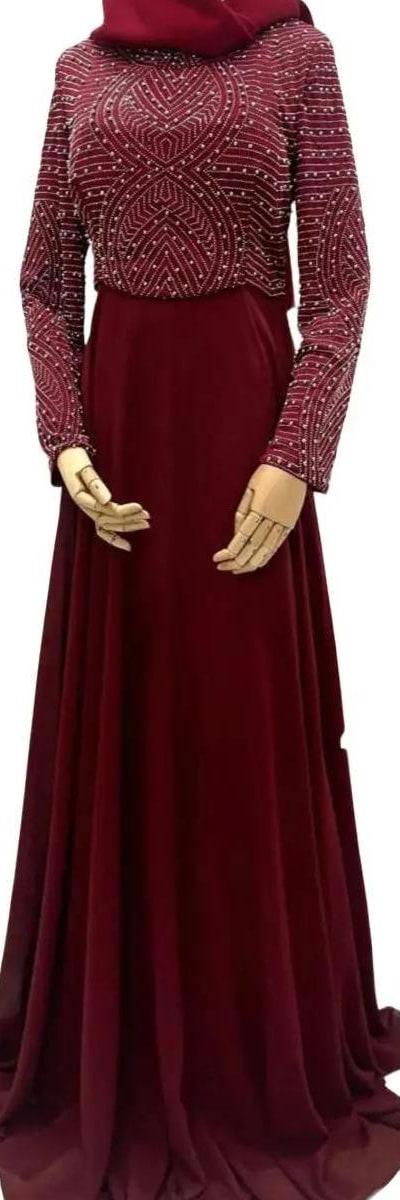 Robe de Soirée Bordeaux Perlée – Élégance Absolue
