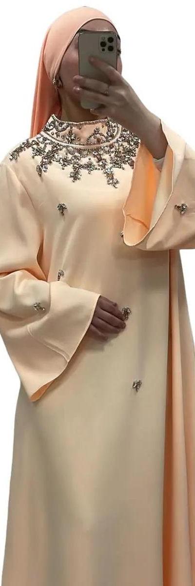 Robe Longue Élégante orange avec Broderies Perlées et Manches Longues Amples pour Occasions Formelles